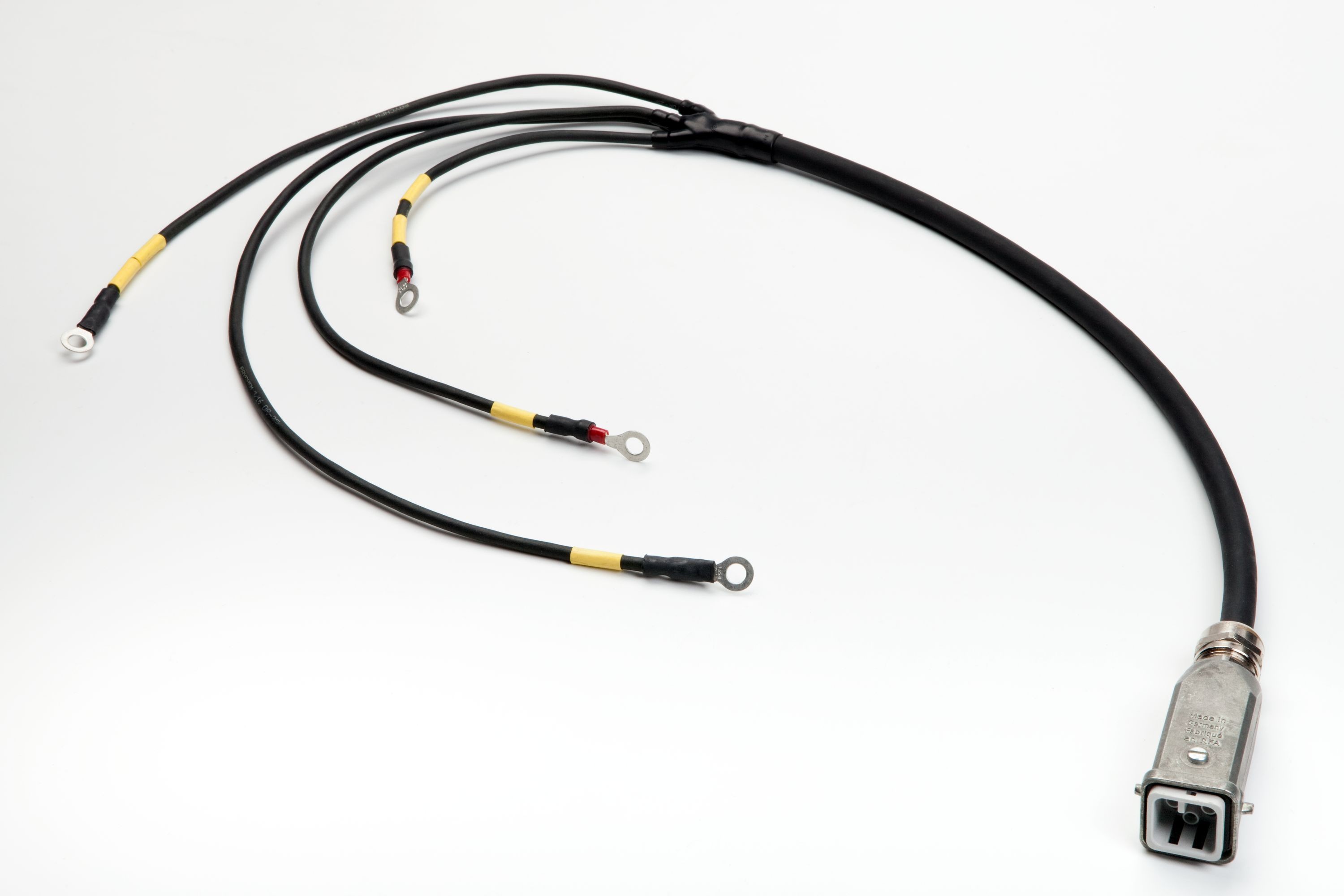 Kabel s kabelskimi čevlji Kabel s kabelskimi čevlji